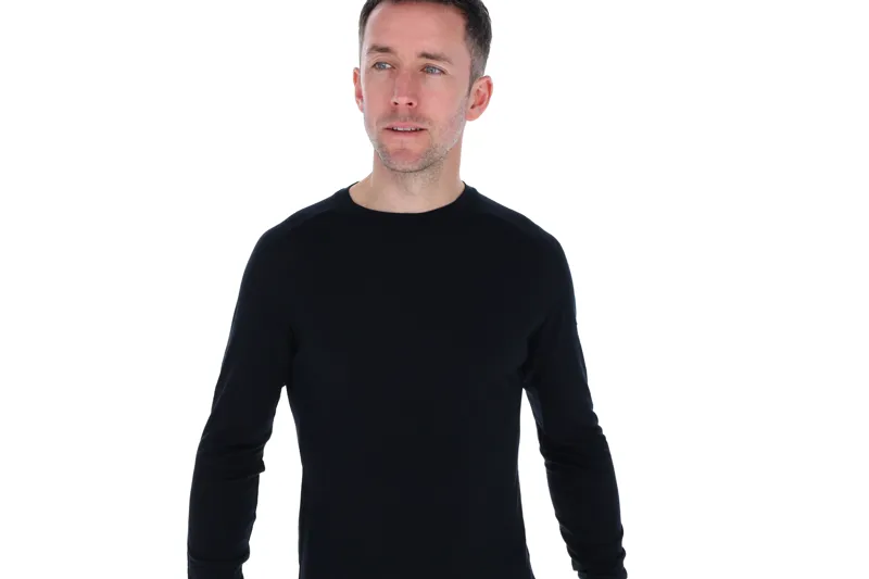 Merino Long Sleeve T-Shirt Black-2