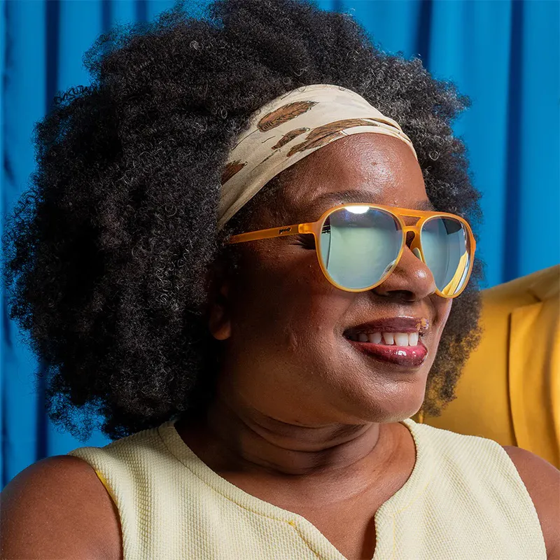 MACH G Cheesy Flight Attendant-4