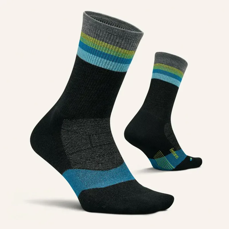 Feetures Merino 10 Max Cushion Running Socks Mini Crew - Luminous Black-1