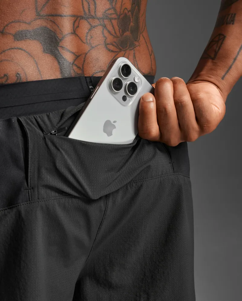 2XU Men's Running Light Speed Stash 5 Inch Short Black Reflective-4