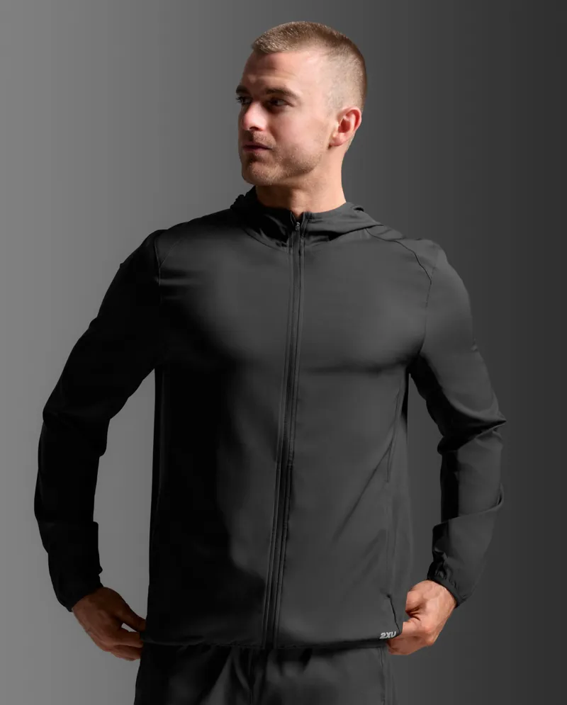 2XU Men's Running Aero Jacket Black Silver Reflective-3