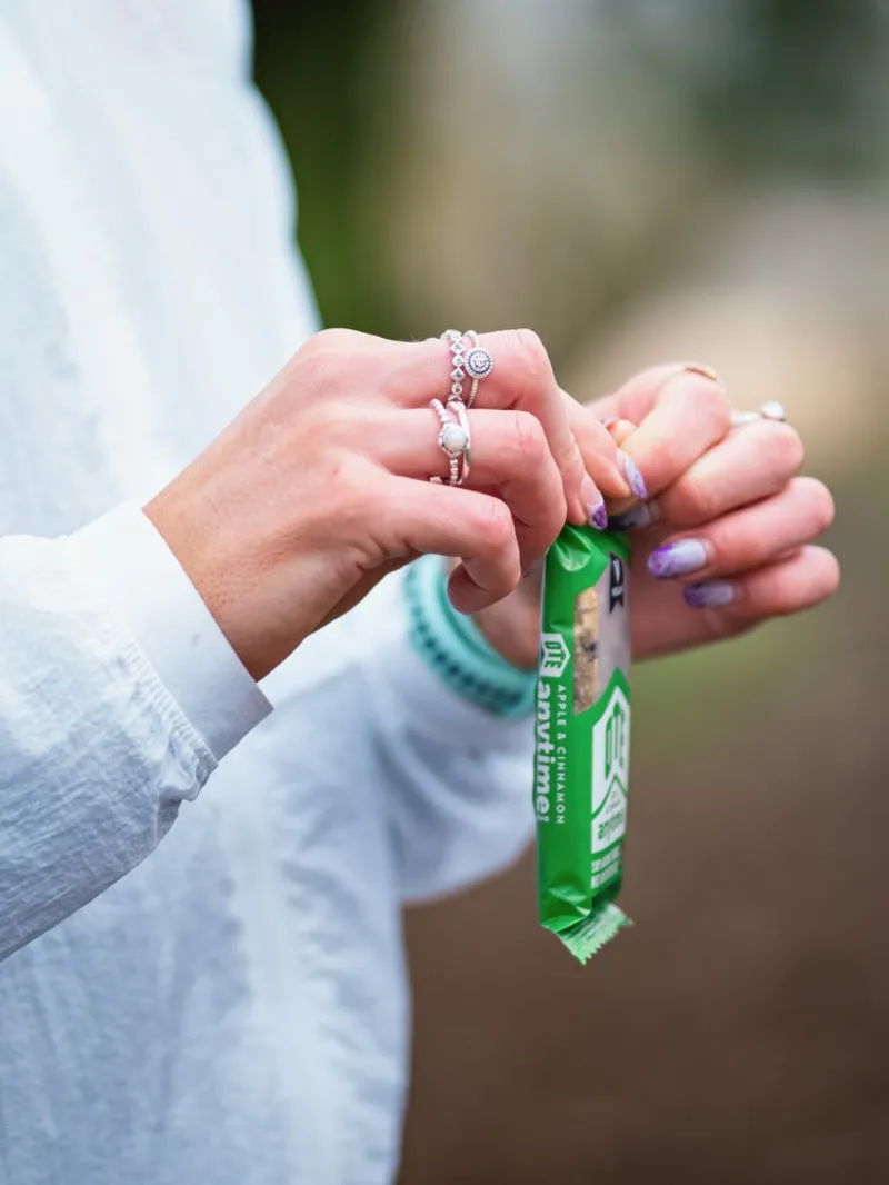 Anytime Bar 62g Apple Cinnamon-1