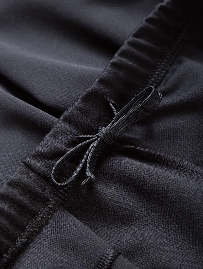 Core Trackster All Black-4