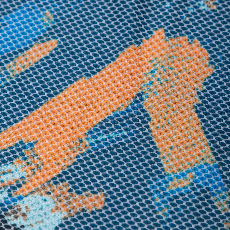 Tech Golden Hour Tee Legion Blue Chevron-4