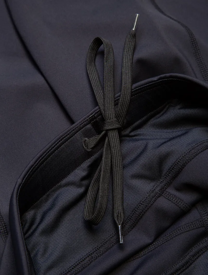 Ronhill Women's Tech Capri Leggings - All Black-4