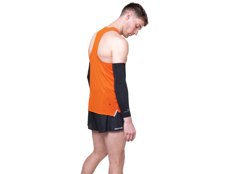 Ronhill Tech Race Vest Men's - Red Black-1