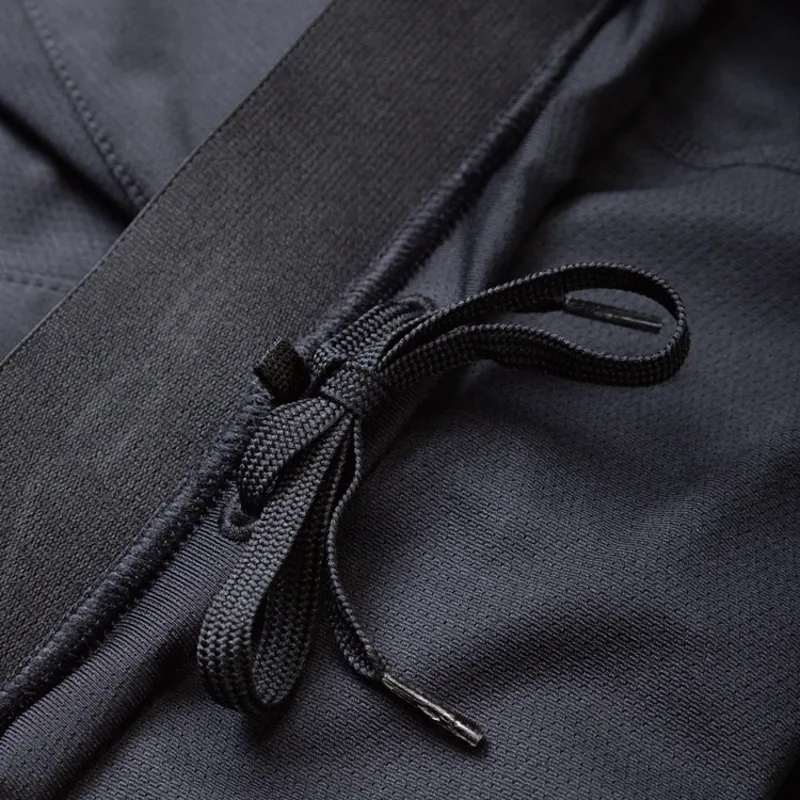 Tech 5 Twin Short All Black-4