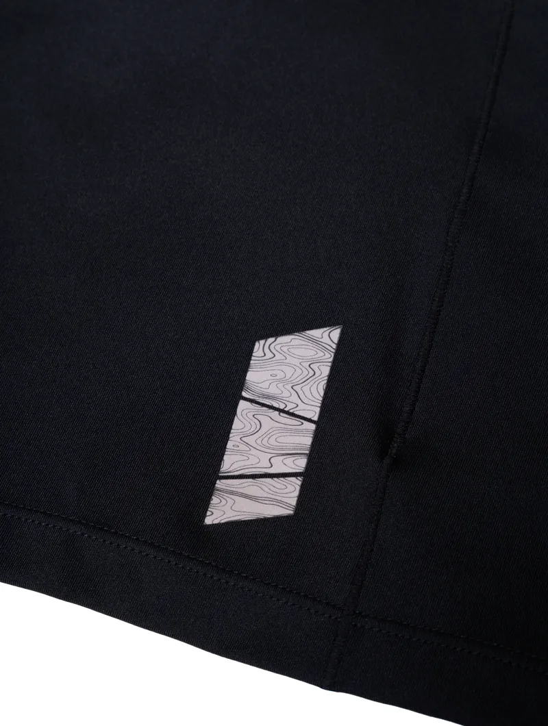 Tech All-Terrain 8 Stretch Short All Black-13