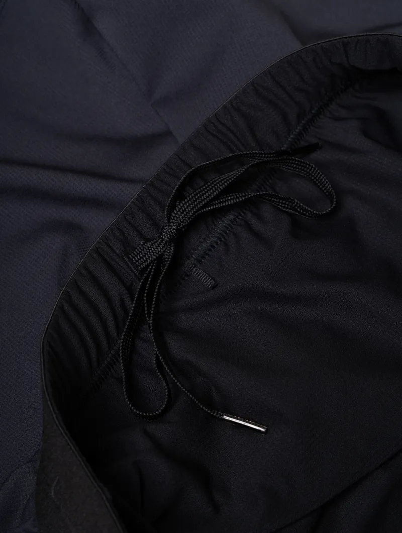 Tech All-Terrain 5 Short All Black-9