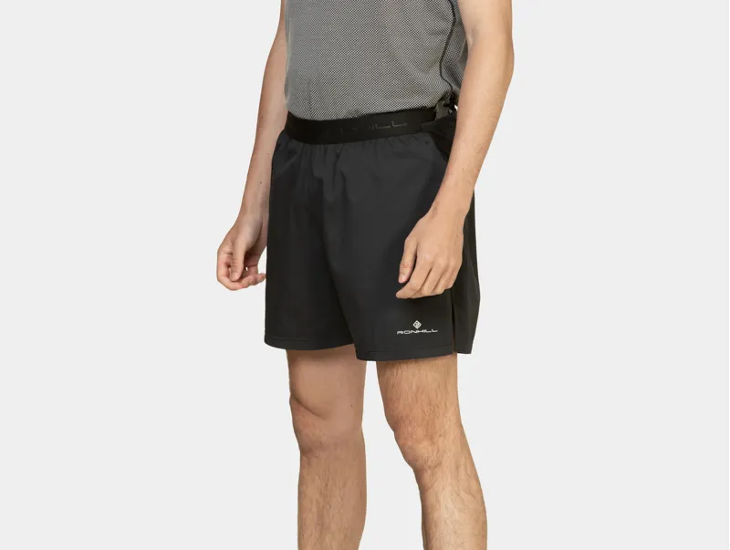 Tech All-Terrain 5 Short All Black-2