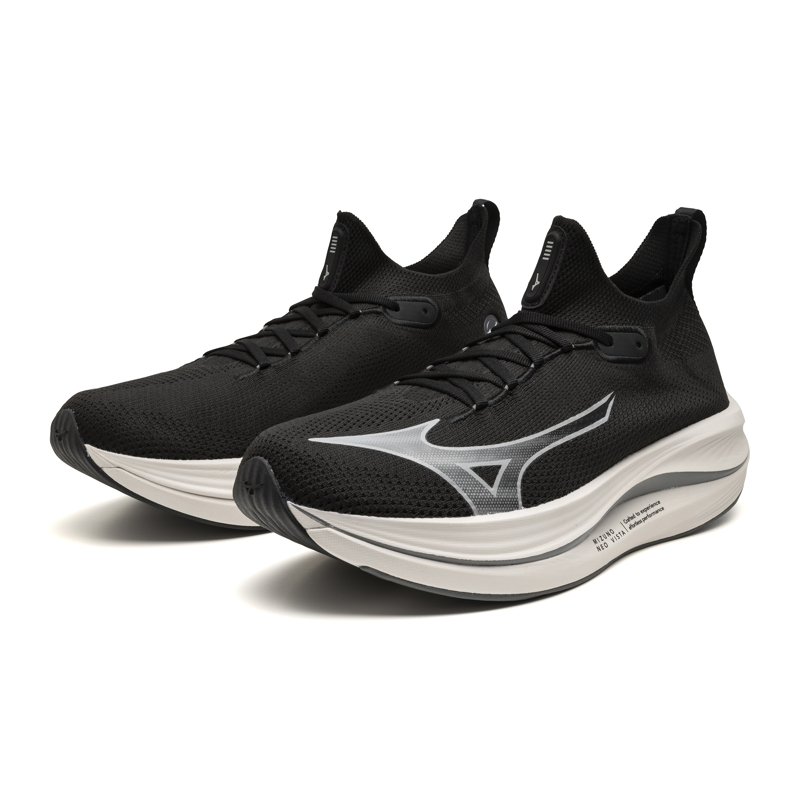 Neo Vista Black White Nimbus Cloud-1