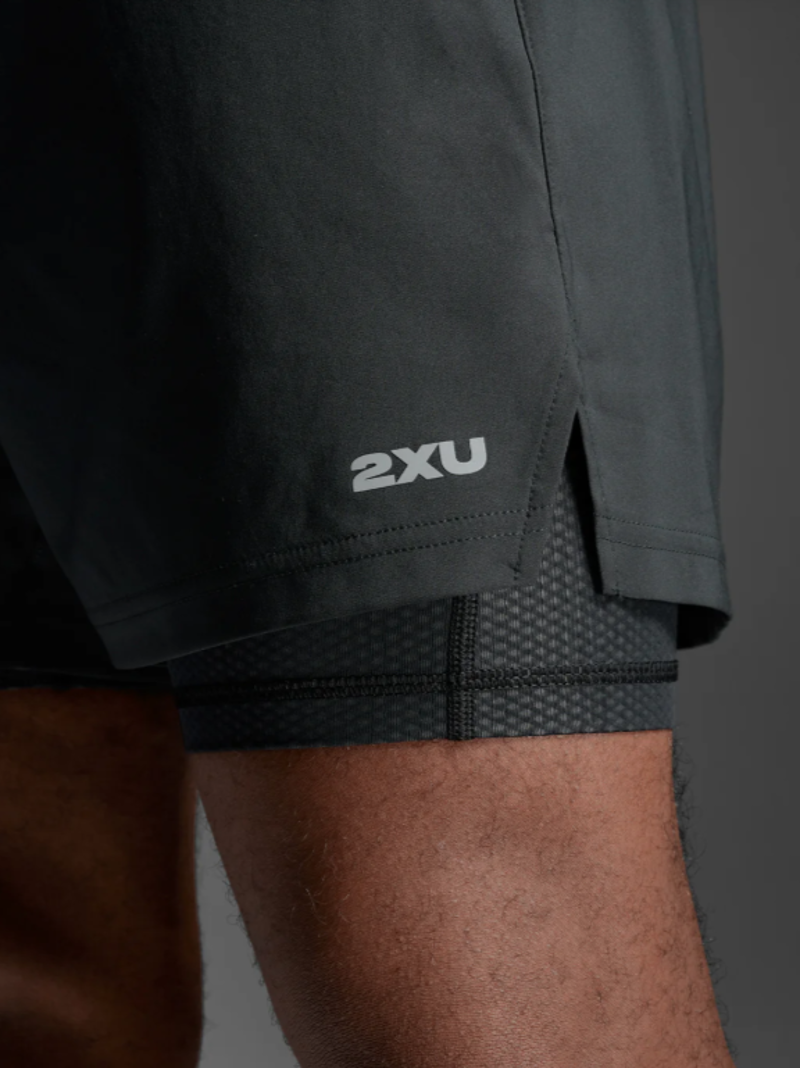 2XU Aero Mesh 2-in-1 5 Inch Men's Running Shorts - Black Silver Reflective-3