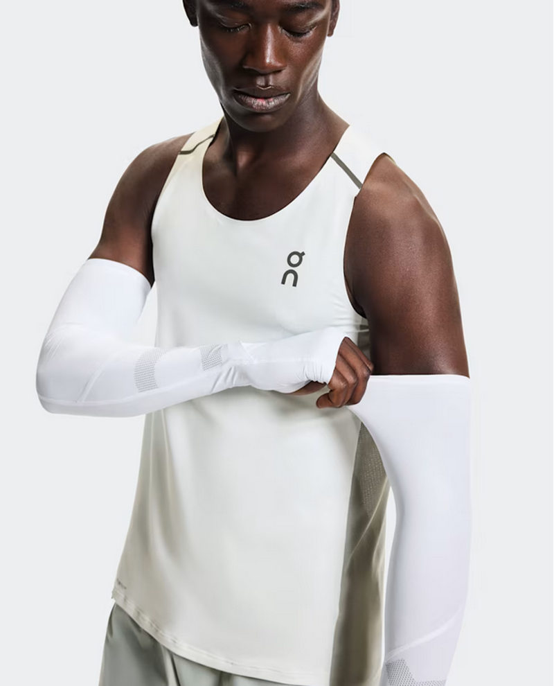 ON Running Solar Arm Sleeves - White-2